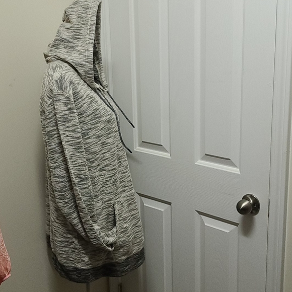 NWT Union Pullover Hoodie - Picture 2 of 4